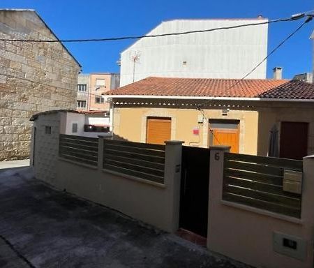فيلا Casa Xulio Camba فيلانويفا دي أروسا المظهر الخارجي الصورة